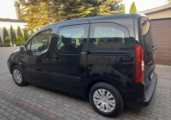 Citroen Berlingo cena 22900 przebieg: 213034, rok produkcji 2009 z Kłecko małe 466